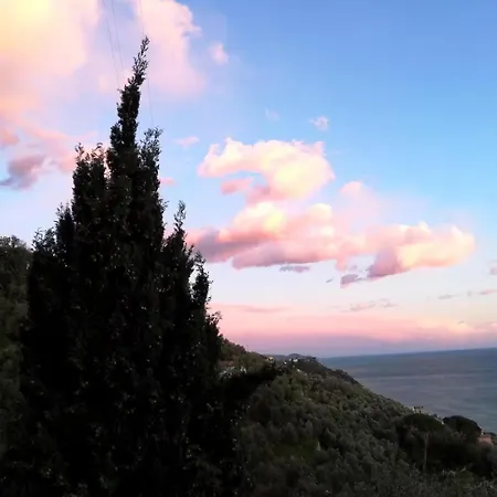 Tra Mare E Luna شقة *